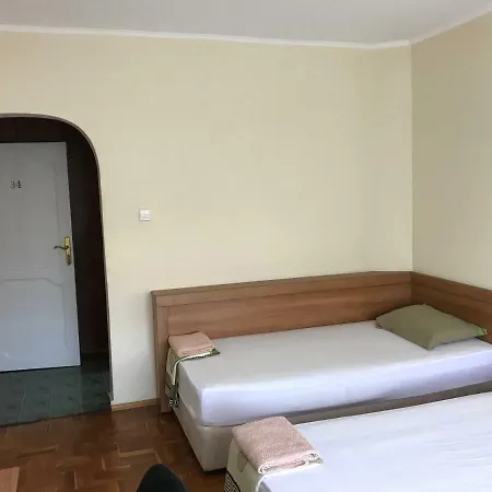 ゲストハウス Milena's House